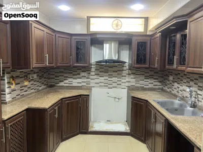 شقتين فارغات للايجار جبل اللويبده 3