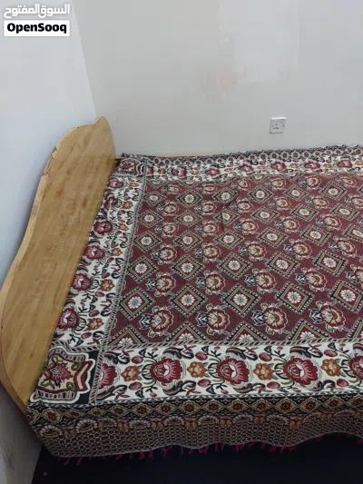 double bed and dressing table in good condition 3