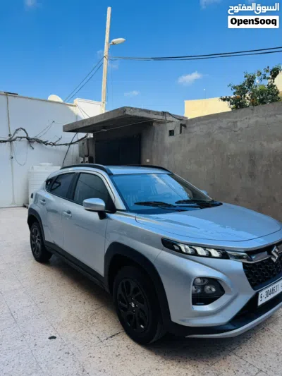 Suzuki Fronx Standard 3