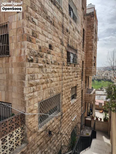 عماره سكنيه للبيع بجبل عمان بعائد استثماري ممتاز وبسعر الارض 4