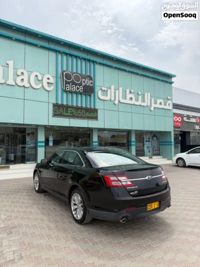 Ford Taurus Limited 4