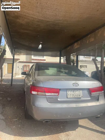 Hyundai Sonata GL Plus 2