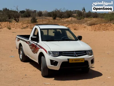 Mitsubishi L200 Standard 2