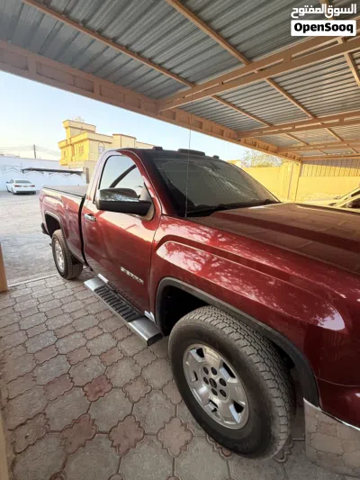 GMC Sierra Standard 4