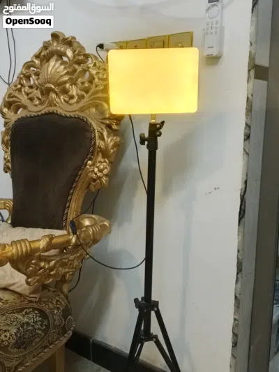 ستاند ضوء . 3