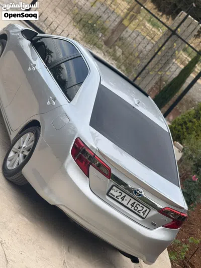 تويوتا كامري XLE 2