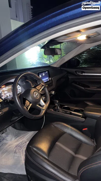 Nissan Altima SR 4