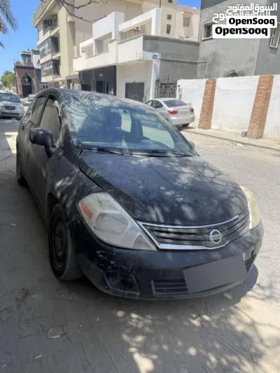 Nissan Almera 4