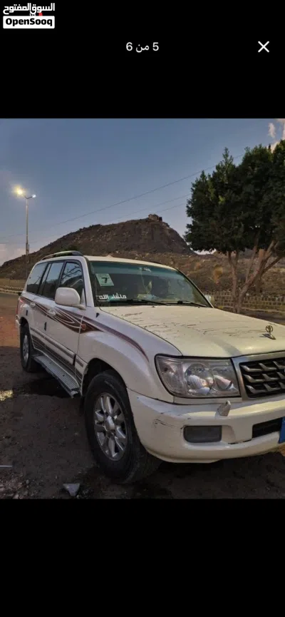 تويوتا لاند كروزر GXR 3