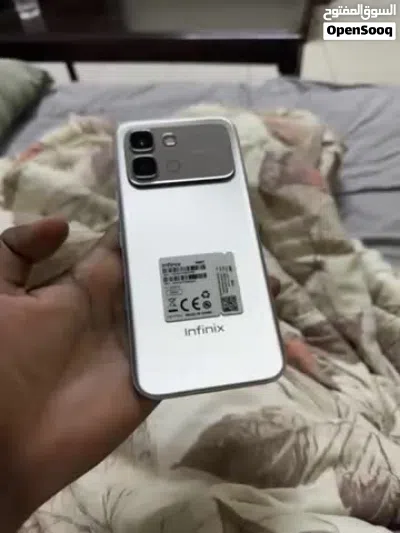 Infinix note edge 256GB 5 days used. 3