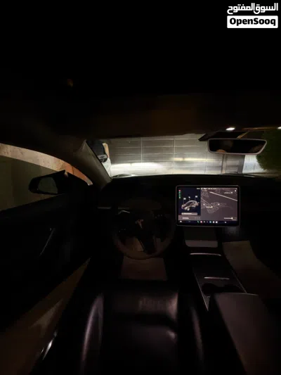 Tesla Model 3 Long Range 4