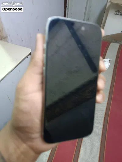 I phone 15 pro 4