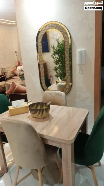 تخفيضات طاولة ب 4 كراسي 1400 درهم 105/70 طاولة ب 6 كراسي 1900 درهم 140/80 4