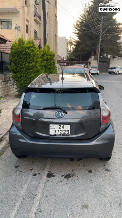تويوتا بريوس Prius C 4