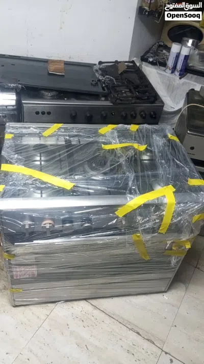Bosch's Brand gas ovens totally fresh quality everything is working properly 4