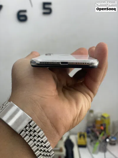 ايفون اكس64 جيجا 3