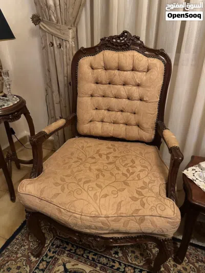 طقم كنب كلاسيكي موديل فرنسي 4