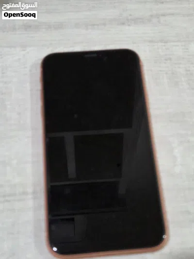 ايفون اكس ار بحاله ممتازه جدا iPhone xr in a very good condition 4