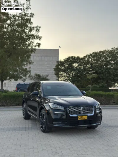 Lincoln Corsair Premiere 2