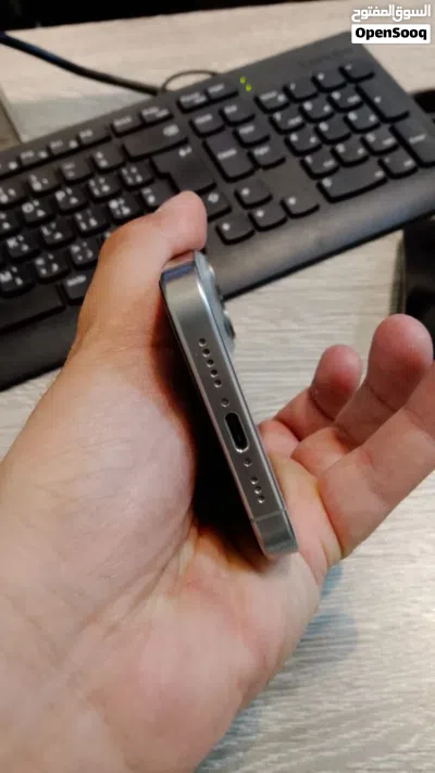 iPhone 15 Pro 256GB 3
