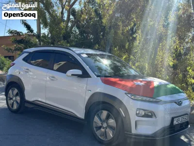 Hyundai Kona Smart 3