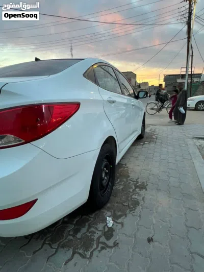 هيونداي اكسنت GL 2