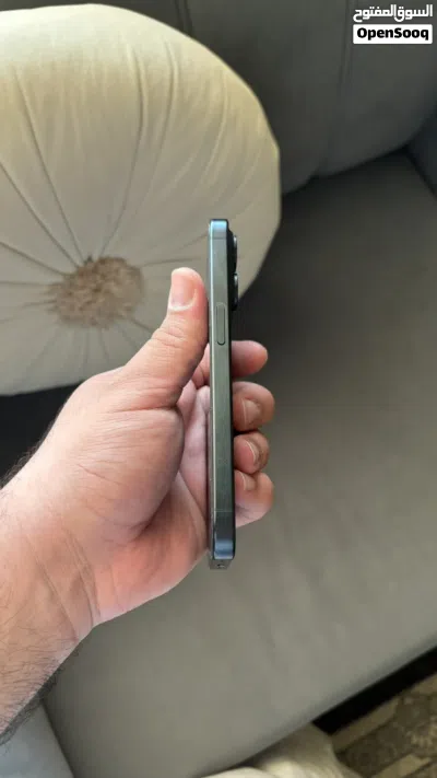 ايفون 15 برو نظيف جداً 2