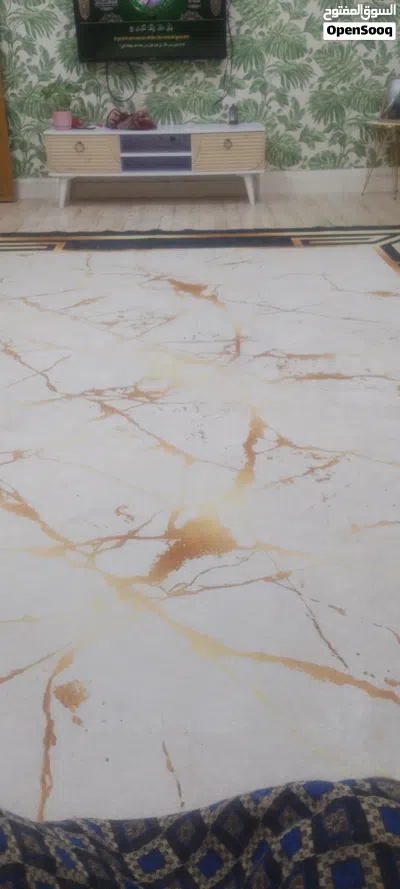 ميز بلازمه وموكيت البيع 4
