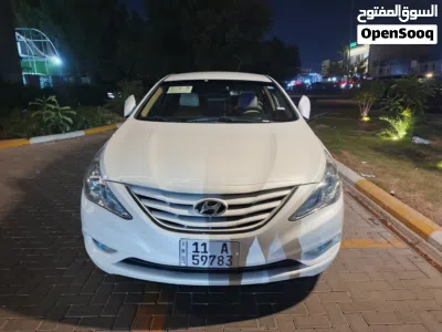 Hyundai Sonata GL 2