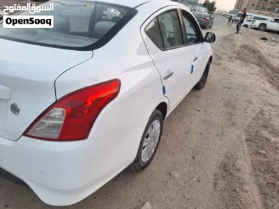 نيسان صني S 2