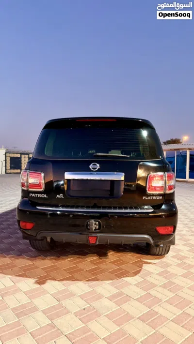 Nissan Patrol SE 2