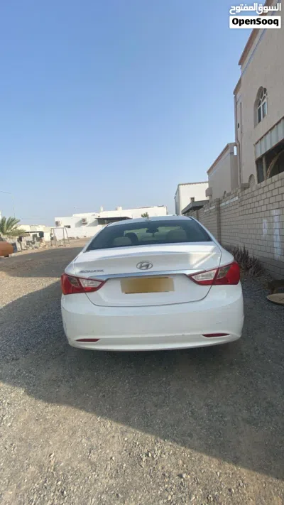 Hyundai Sonata SE 4