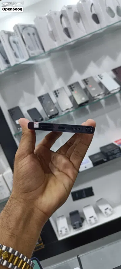 s23 ultra 256 GB 8 ram 2