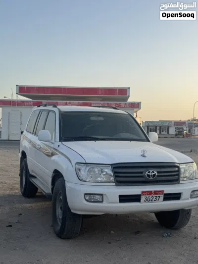 تويوتا لاند كروزر GX 4