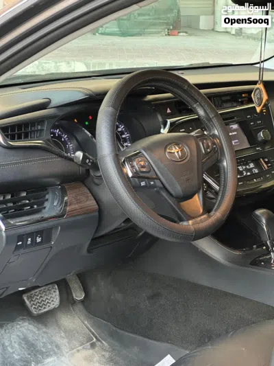 Toyota Avalon XLE 3