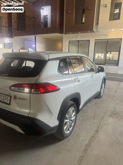 Toyota Corolla Cross Standard 3