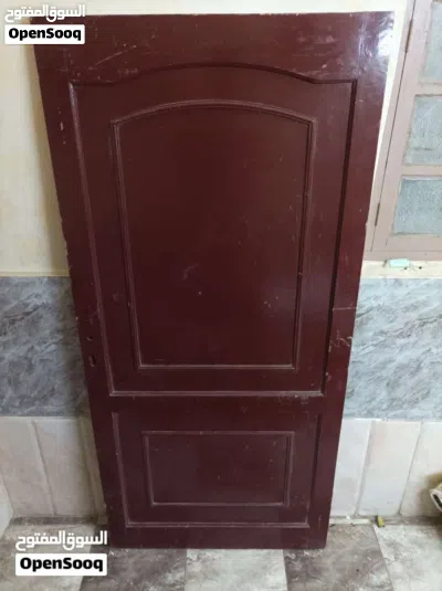 باب خشب قوي بدون فياره شبه جديد 2