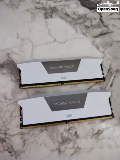 للبيع Corsair Vengeance RGB 32 GB (2X16) DDR5 6000MHz RAM اللون أبيض 2