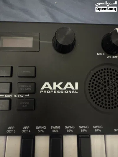 AKAI PROFESSIONAL MPK miniplay 3