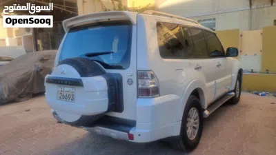 Mitsubishi Pajero GLS MID 4