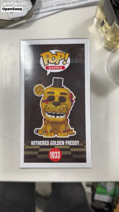 Golden Freddy limited edition fanko pop mart 4