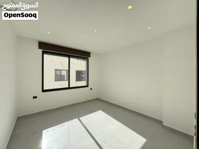 شقة طابق ثالث مع روف واسع 275م – مشروع هاشم 3