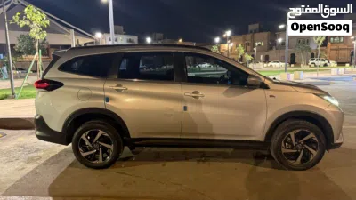 Toyota Rush GX 2