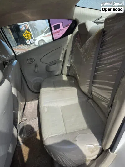 Nissan Sunny Standard 4