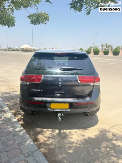 Lincoln MKX Premiere 4