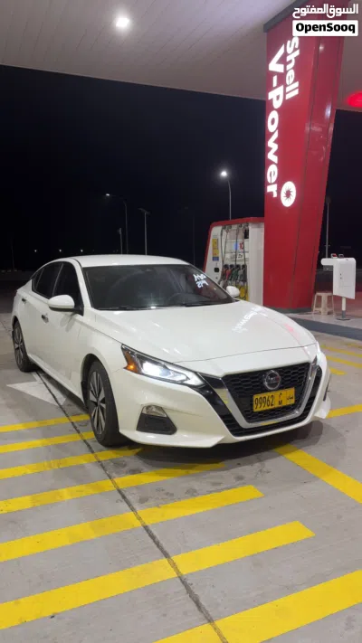 نيسان التيما SV 4