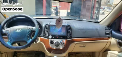 Hyundai Santa Fe Limited 4