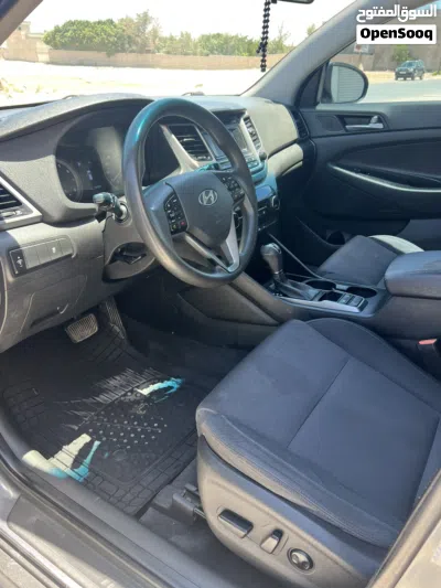 Hyundai Tucson Standard 4