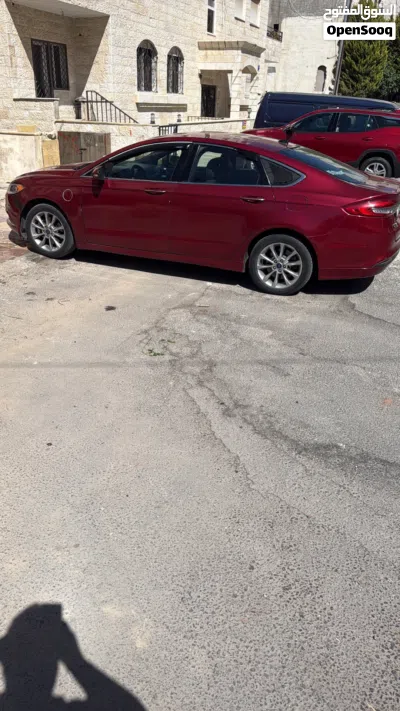 Ford Fusion SE 4