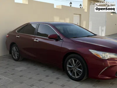 Toyota Camry SE 2